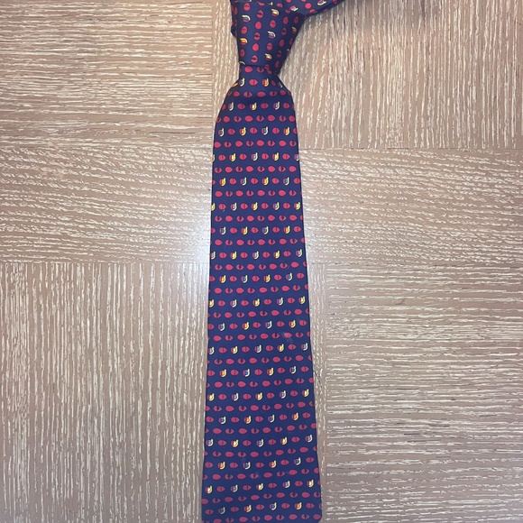 Salvatore Ferragamo Navy/Red Tie Eggs and Birds. - Picture 4 of 4